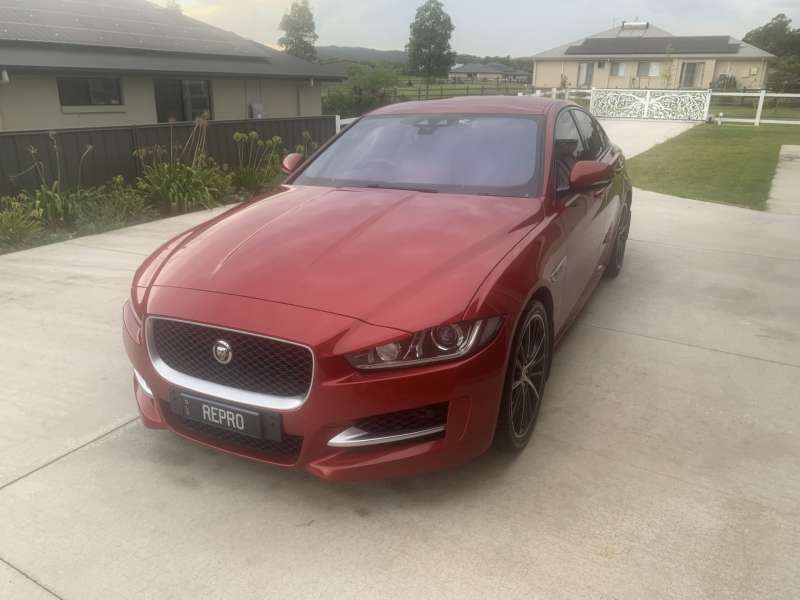 2016 Jaguar XE 25t R-Sport auto